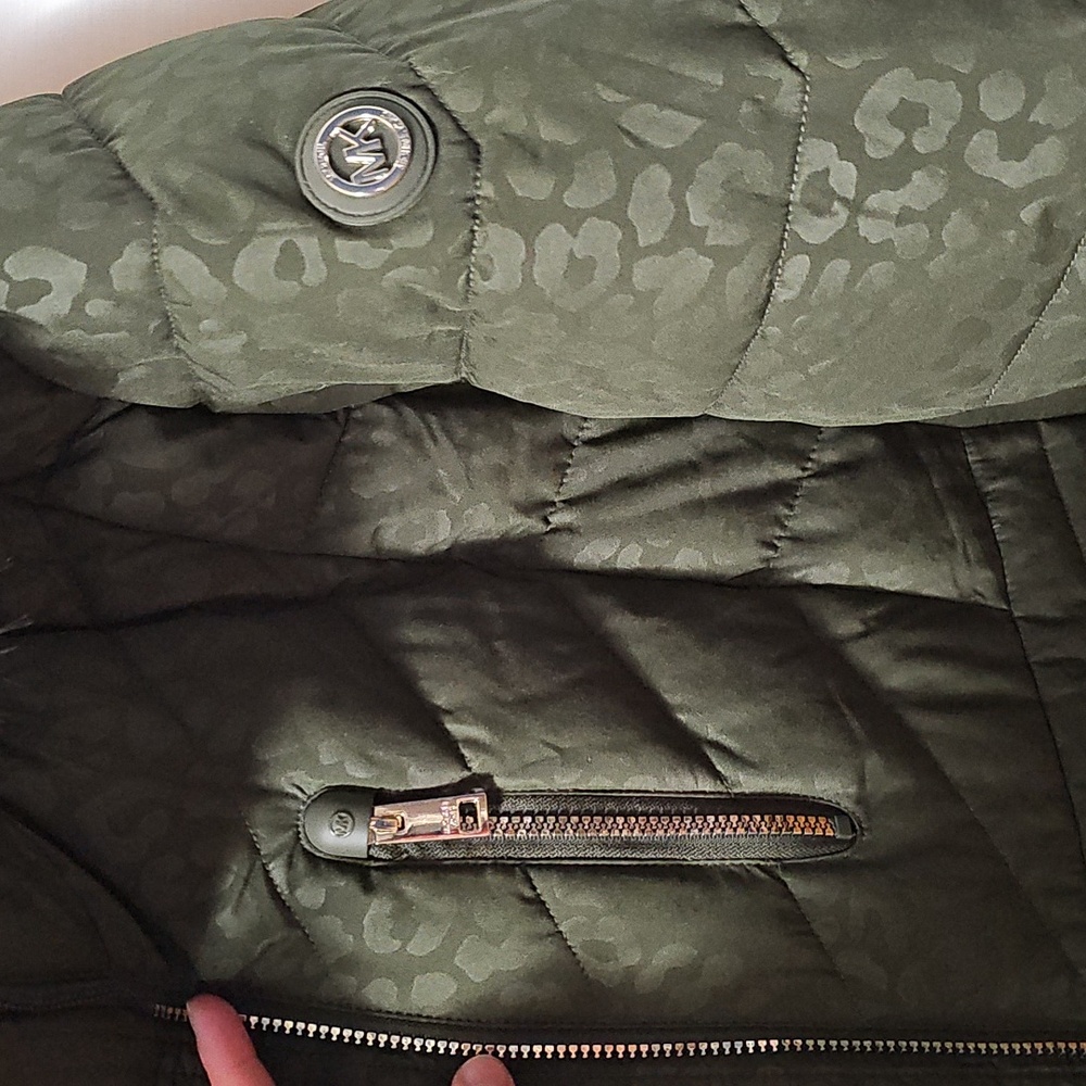 Michael Kors Olive Puffer Jacket with Faux Fur Trim - Picture 3 of 9